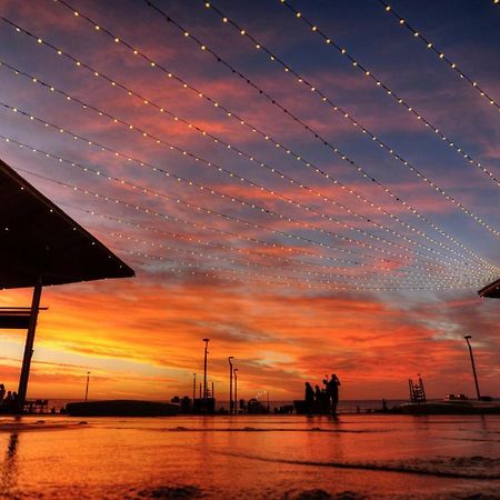 The One @ Henley Beach Grange エクステリア 写真