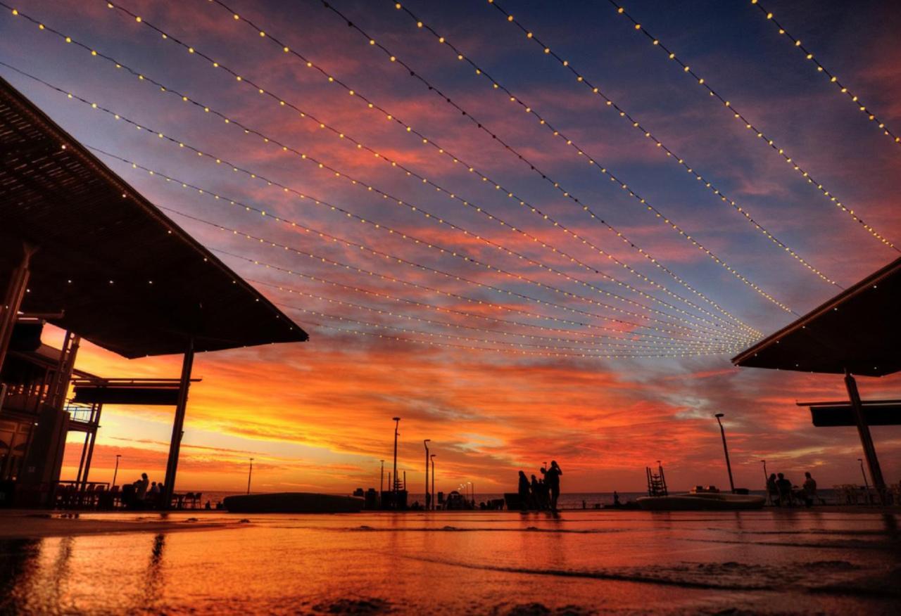 The One @ Henley Beach Grange エクステリア 写真